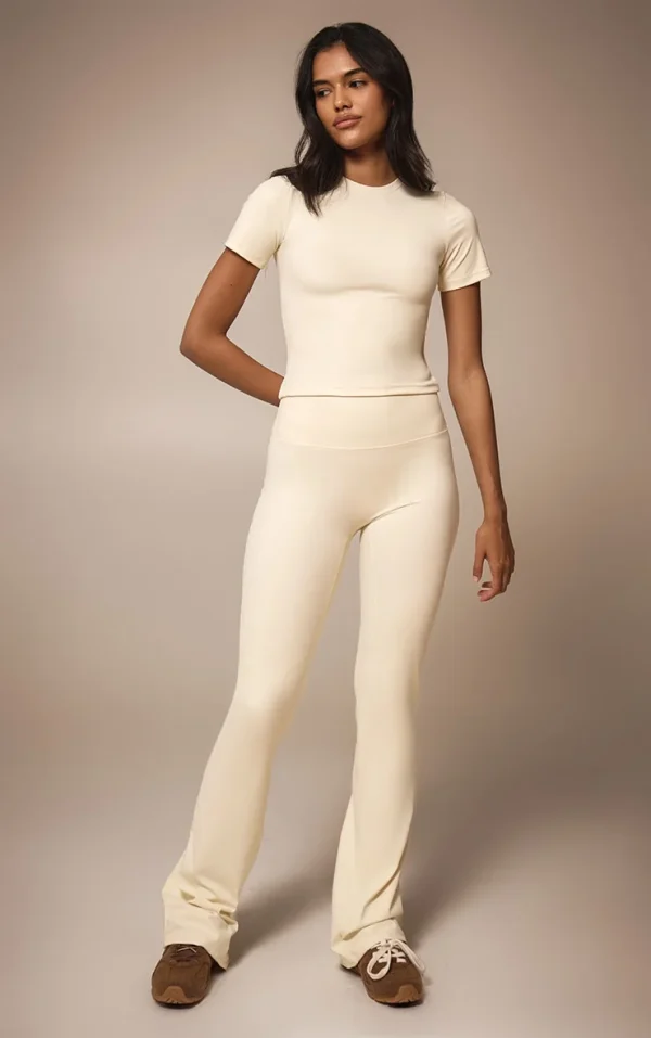 Bone Sculpt Straight Leg Yoga Pants