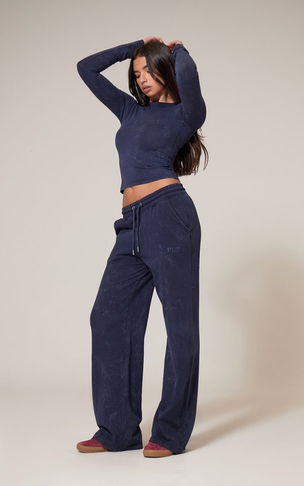 PRETTYLITTLETHING Navy Washed Low Rise Oversized Wide Leg Sweatpants