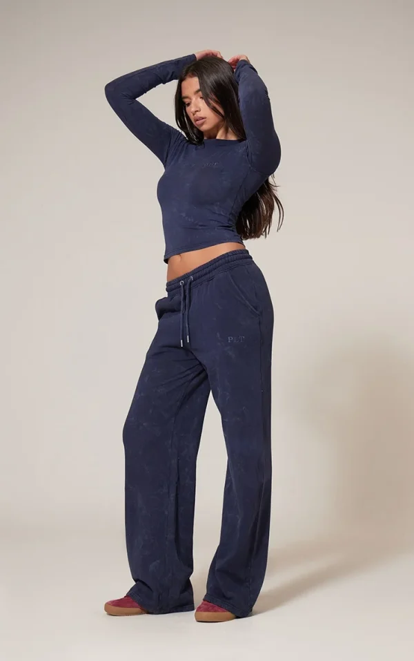 PRETTYLITTLETHING Navy Washed Low Rise Oversized Wide Leg Sweatpants