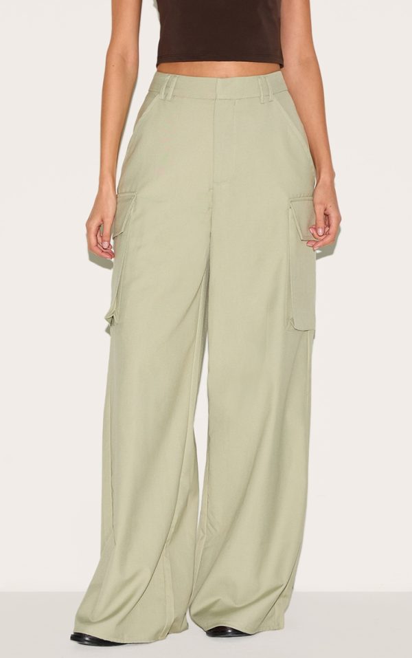 Sage Woven Pocket Detail Straight Leg Pant