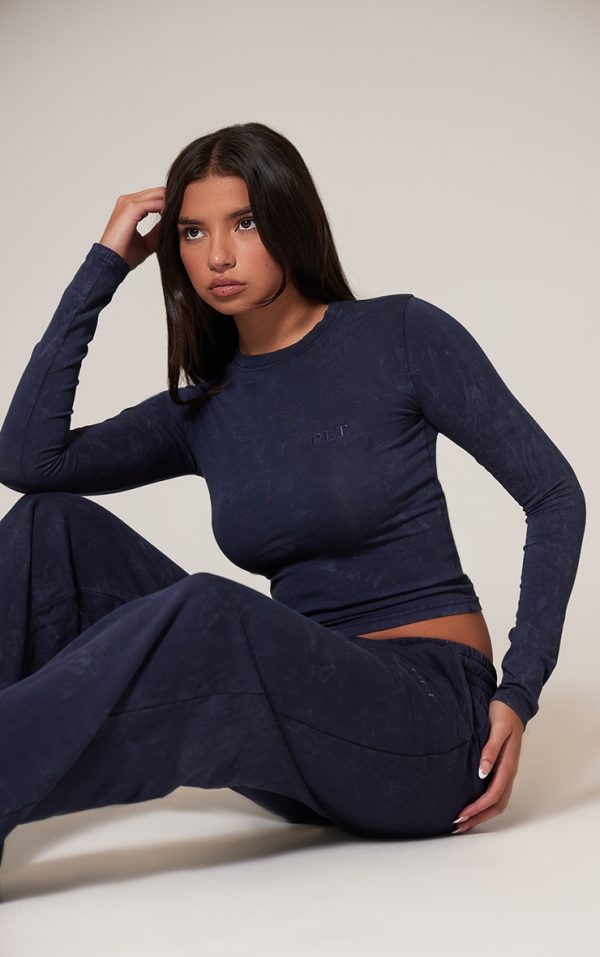 PRETTYLITTLETHING Navy Washed Longline Cotton Long Sleeve  Fitted T-shirt
