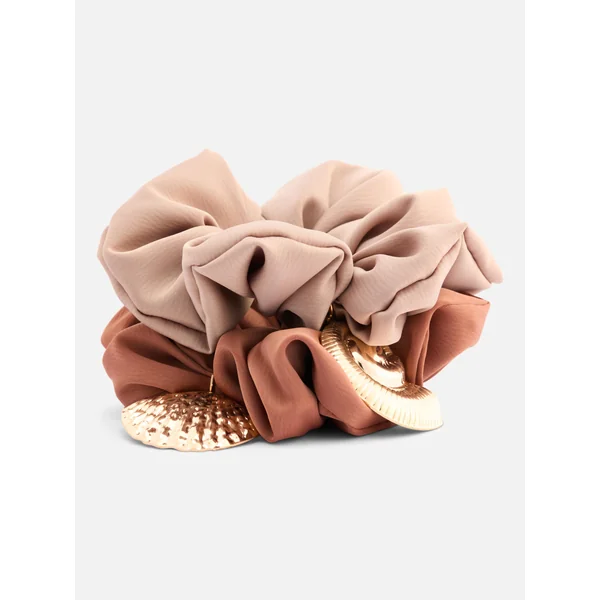 2-Pack Seashell Charm Scrunchies - Brown