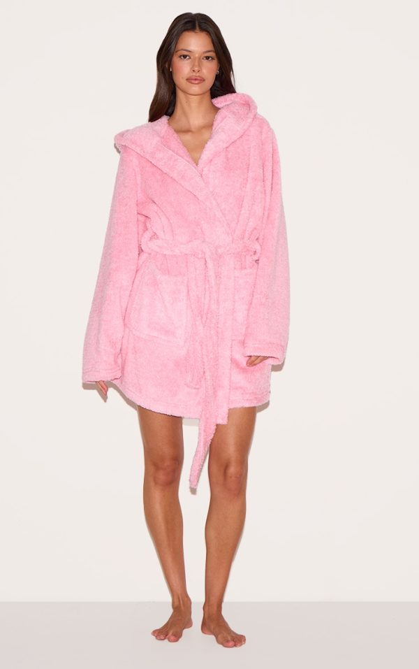 PRETTYLITTLETHING Pink Fluffy Bath Robe