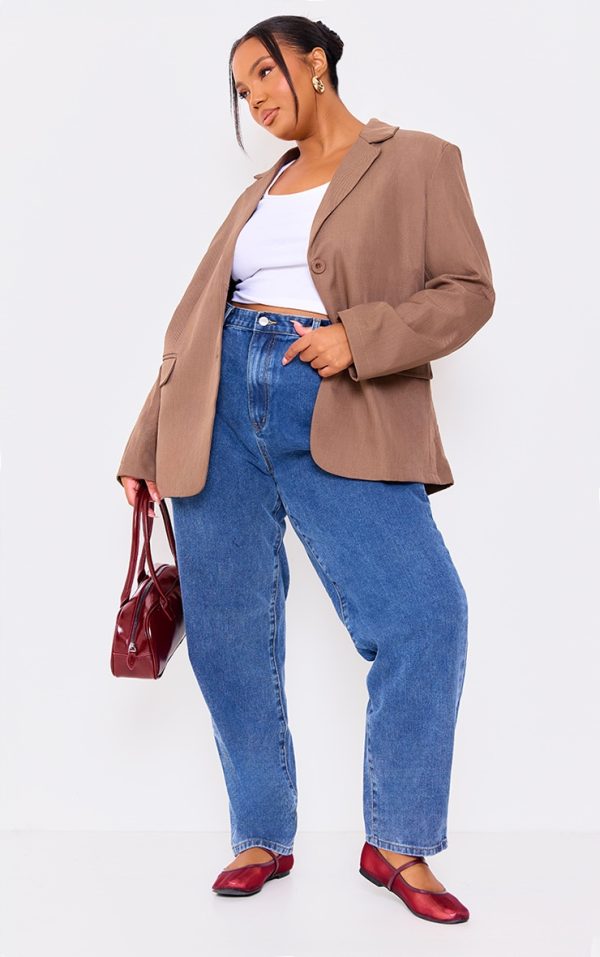 PRETTYLITTLETHING Plus Vintage Wash Mom Jeans