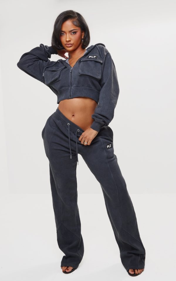 PRETTYLITTLETHING Shape Washed Charcoal Wide Leg Sweatpants