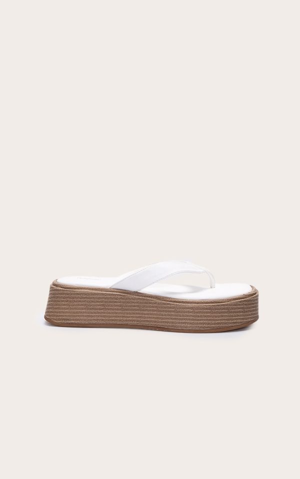 White PU Toe Thong Round Toe Flatform Sandals