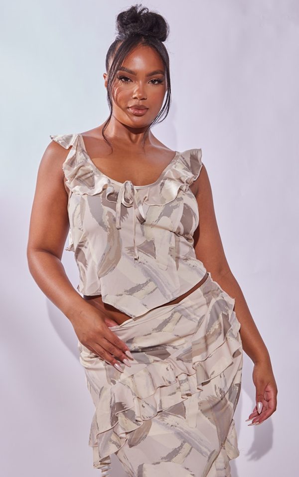 Plus Cream Mark Printed Ruffle Scoop Neck Top
