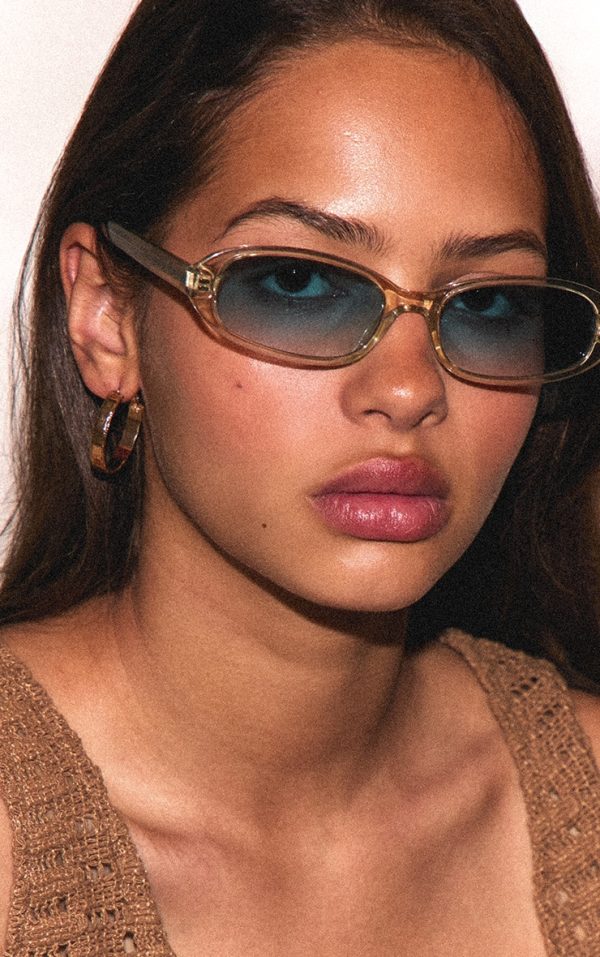 A.KJÆRBEDE Macy Sunglasses - Ecru Transparent