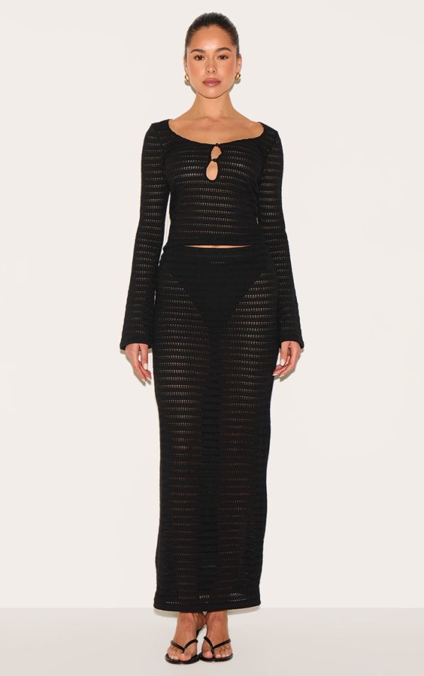 Black Textured Mid Rise Maxi Skirt