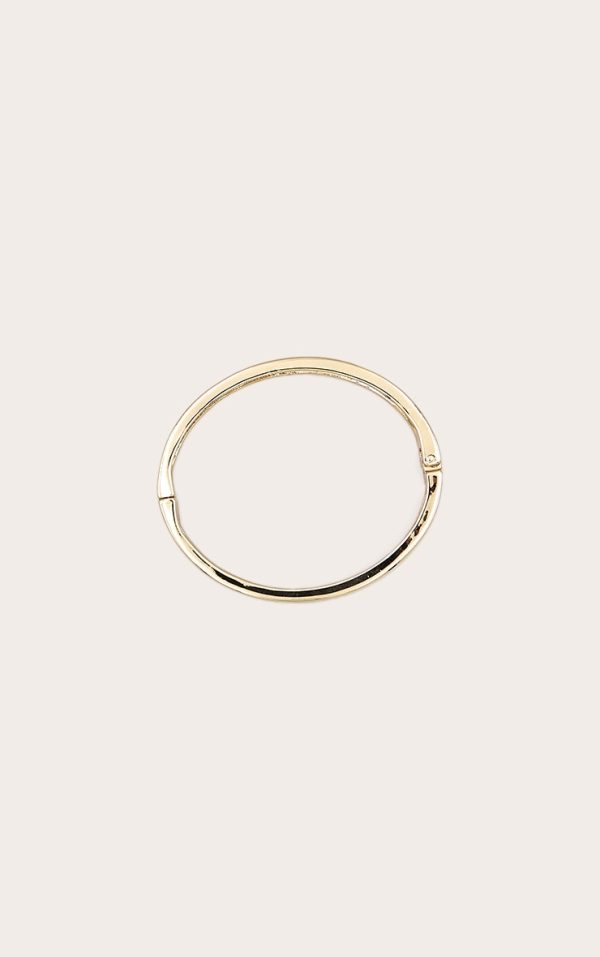 Gold Chunky Clasp Bangle