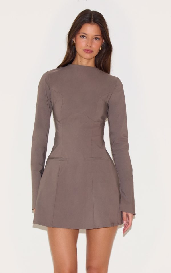 Mushroom Stretch Woven Boat Neck Flare Sleeve Shift Dress
