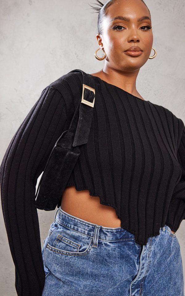 Plus Black Chunky Knit Long Sleeve Dip Hem Crop Top