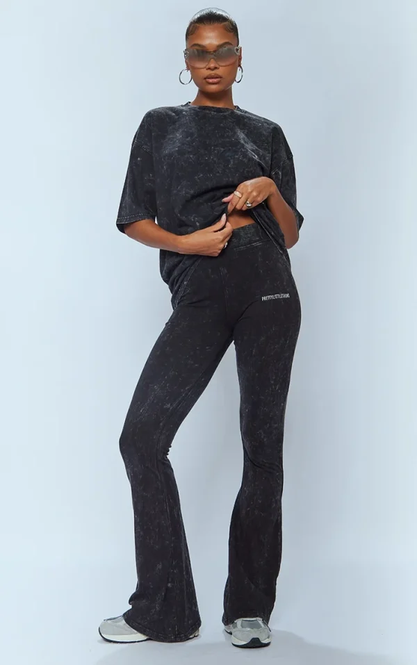 PRETTYLITTLETHING Charcoal Print Washed High Waist Flared Pants