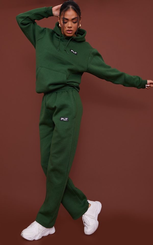 PRETTYLITTLETHING Forest Green Logo Badge Detail Straight Leg Sweatpants