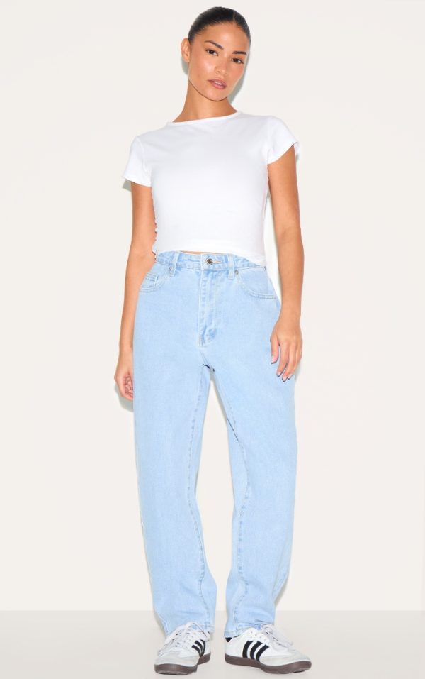 PRETTYLITTLETHING Petite Light Blue High Waist Mom Jeans