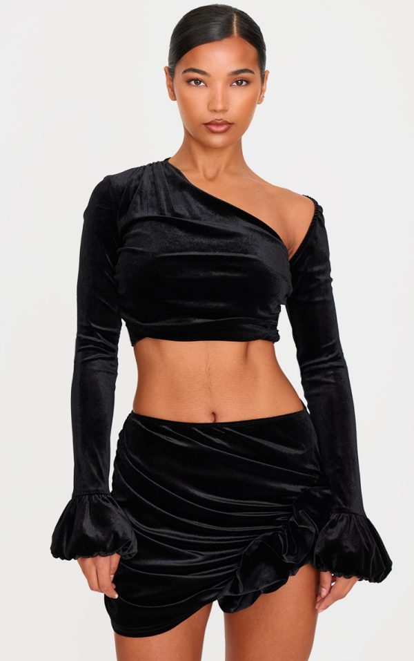 Black Velvet Puff Sleeve Cropped Top