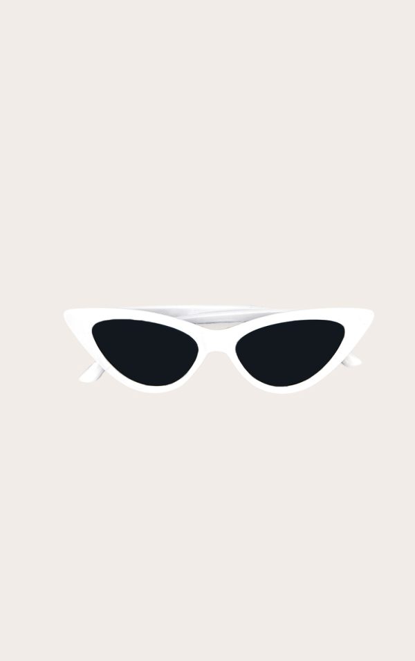 White Retro Cat Eye Sunglasses