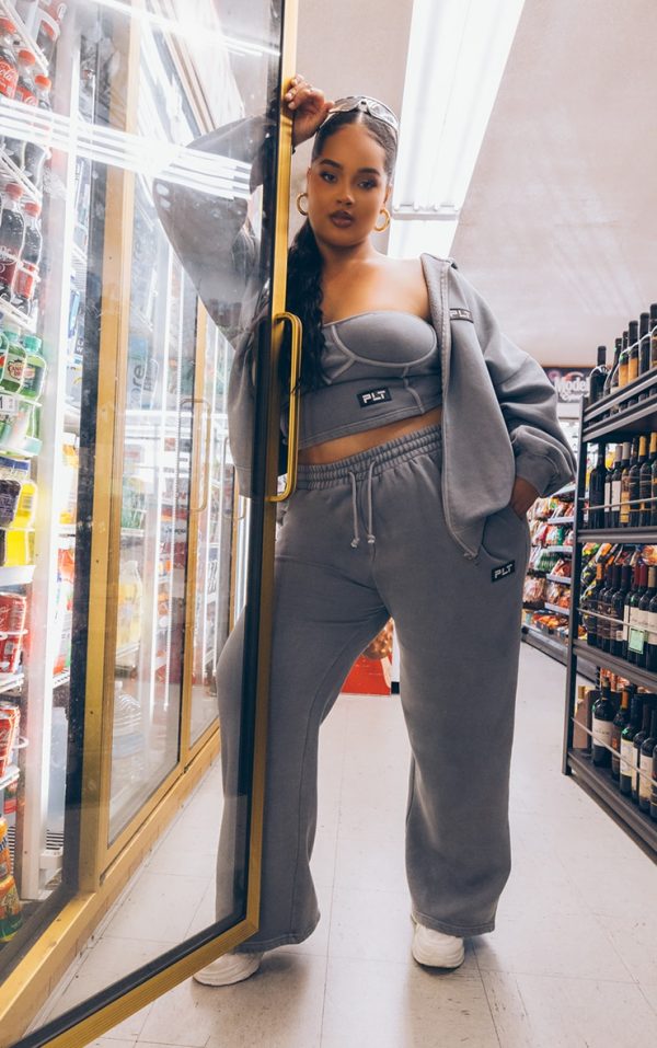 PRETTYLITTLETHING Plus Grey Washed Badge Detail Straight Leg Sweatpants