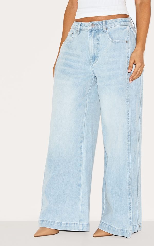 Petite Light Blue Denim Side Pleated Detail Wide Leg Jeans