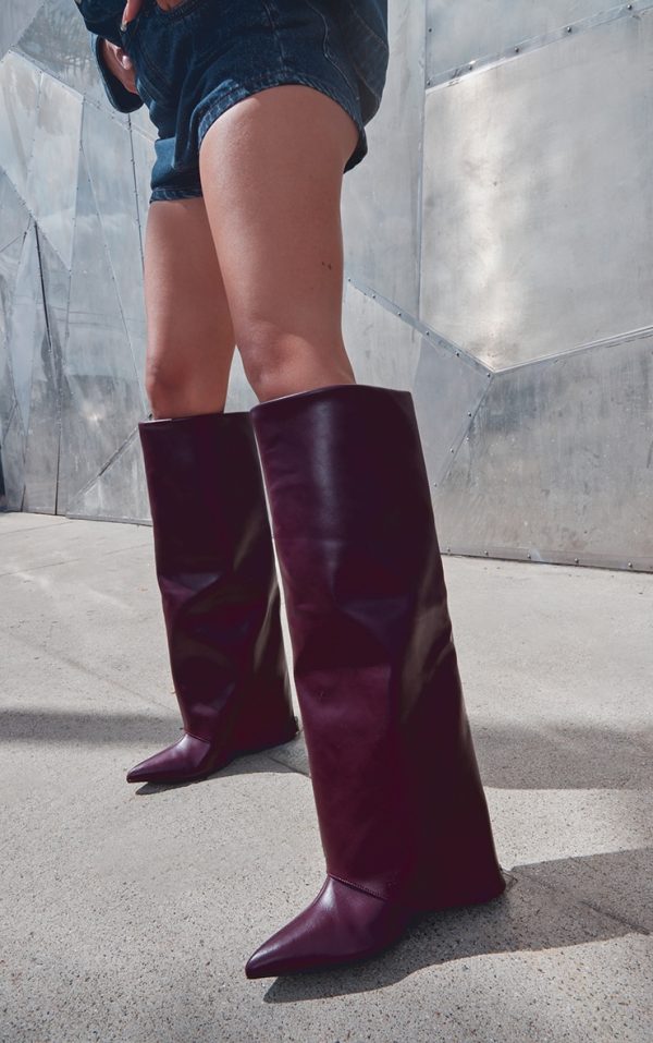 Wide Fit Burgundy PU Fold Over Zip Detail Point Toe Knee High Wedge Heeled Boots