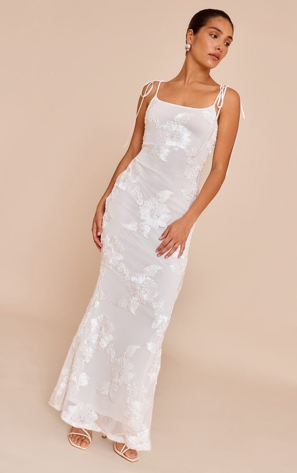 Petite White Flower Detail Maxi Dress