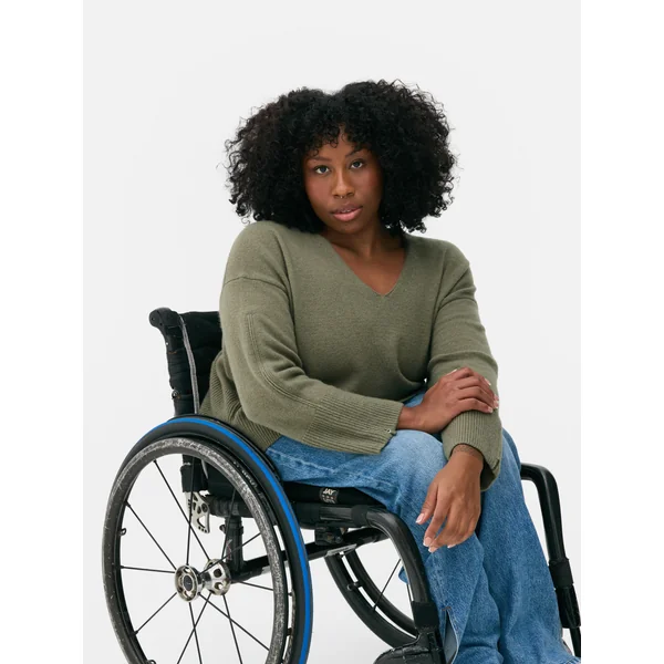 Adaptive Seated V-Neck Sweater - Green