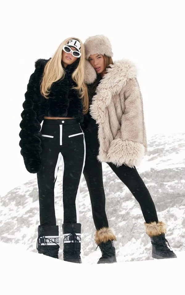 PRETTYLITTLETHING SKI Black Contrast Panel Fit And Flare Scuba Pants