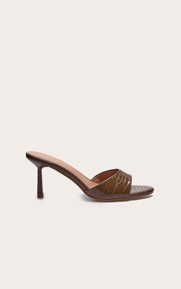 Wide Fit Chocolate Croc Pu Round Toe Mid Stiletto Heel Mules