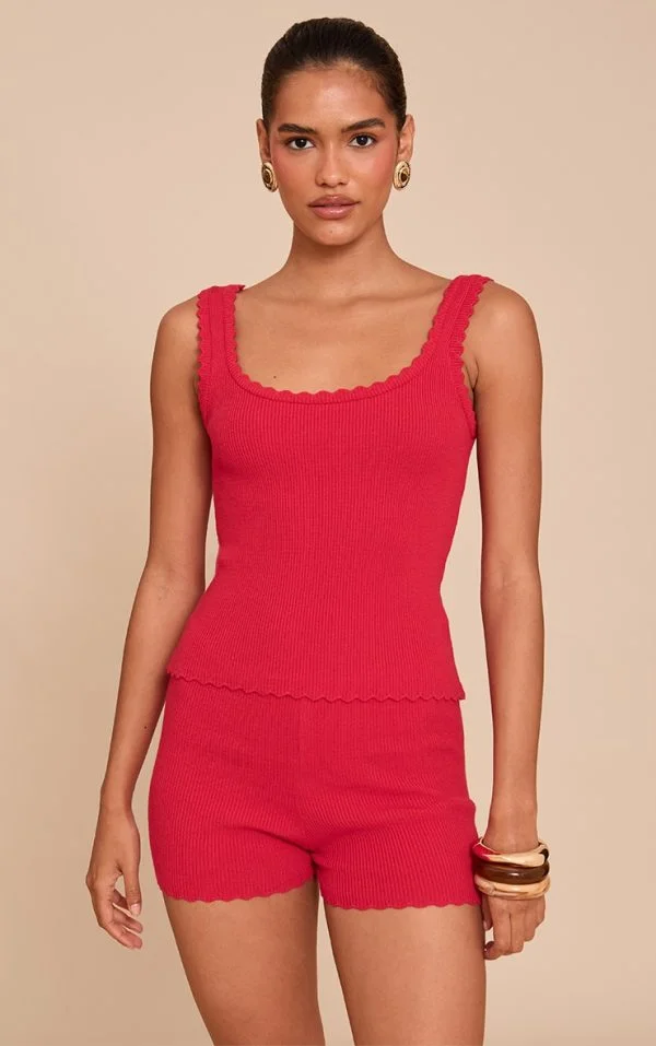 Red Knitted Scallop Edge High Waisted Shorts