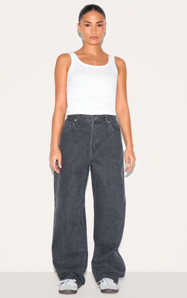 PRETTYLITTLETHING Petite Grey High Waist Boyfriend Jeans