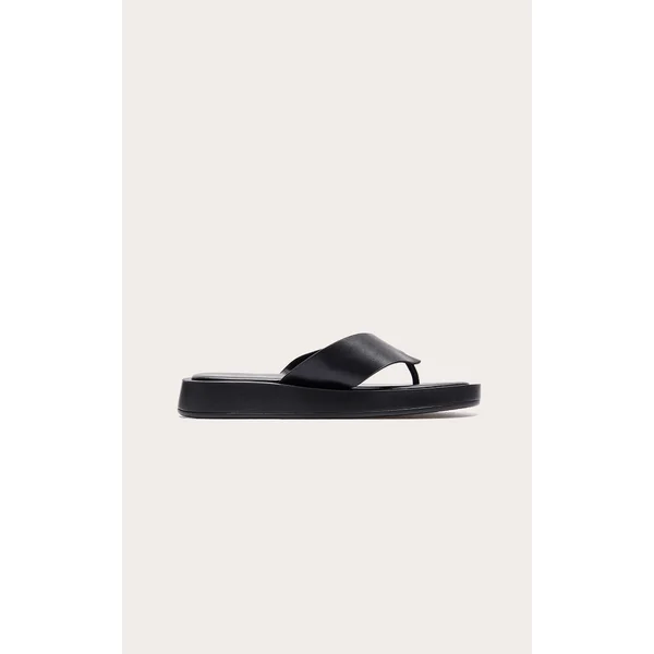 Black Chunky Sandal Toe Post Flip Flops
