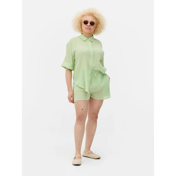 Crinkle Beach Shorts - Green