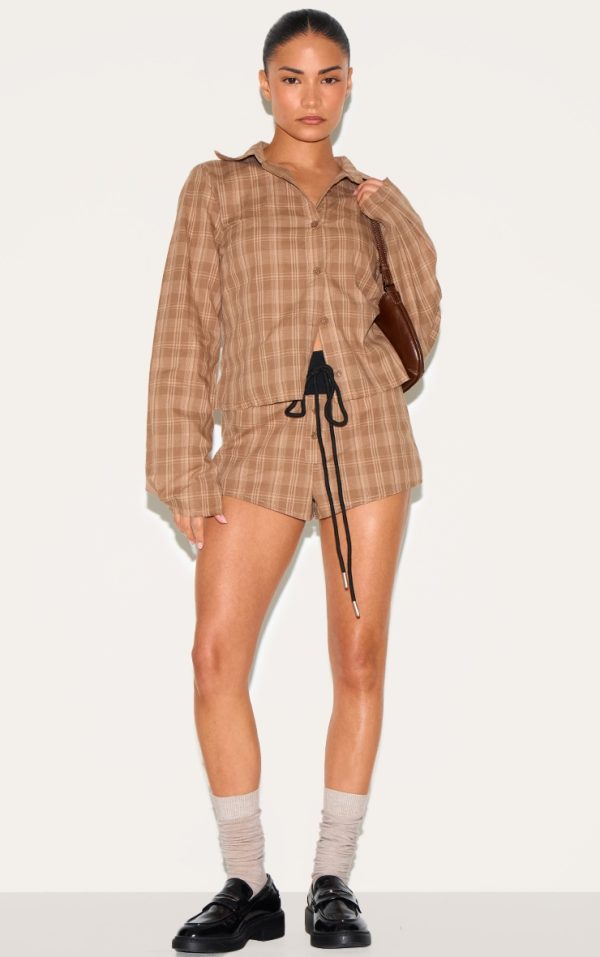 Petite Chestnut Check Mini Shorts With Waistband Detail