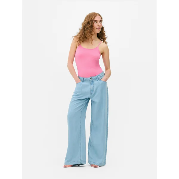 Essential Stretch Cami - Dark Pink