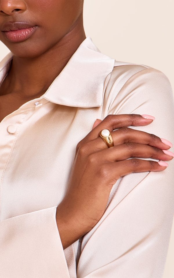 Gold Smooth Pearl Ring