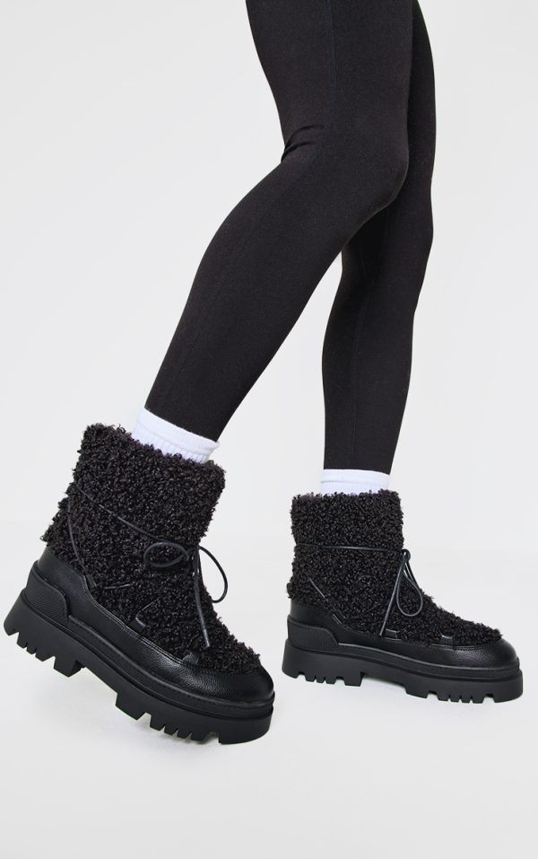 Black Borg Round Toe Chunky Sole Ankle Boots