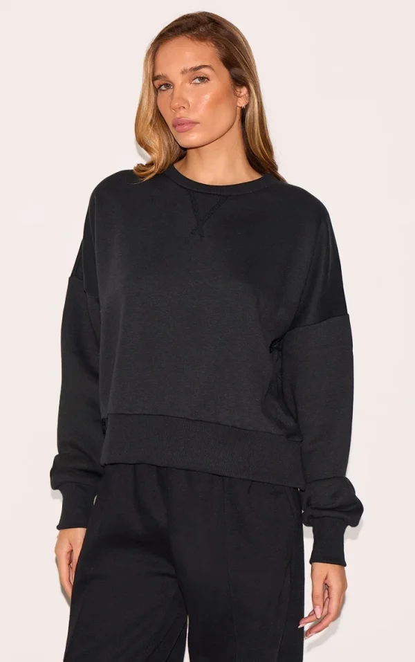 Black Boxy Basic Sweatshirt