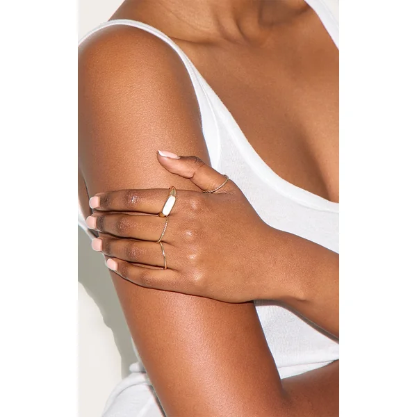 Gold Textured Pearl Mutlipack Ring Set