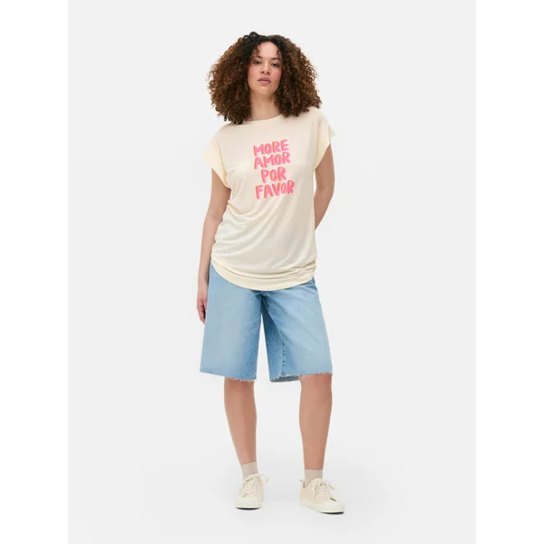 Long Graphic T-Shirt - Ivory