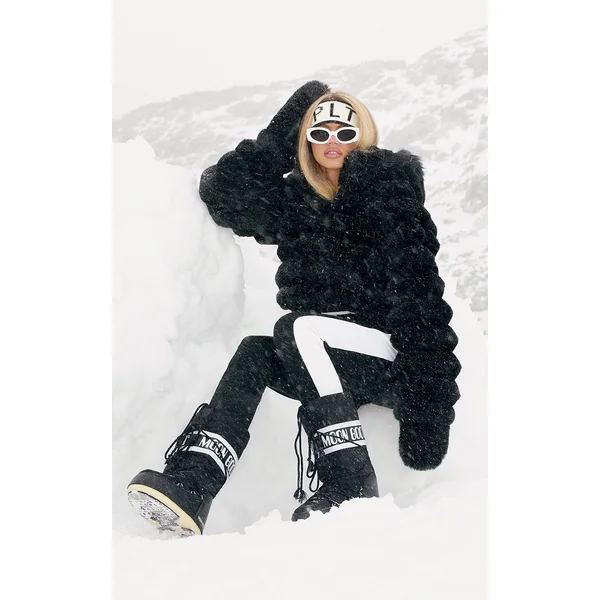 MOON BOOT Black Classic Icon