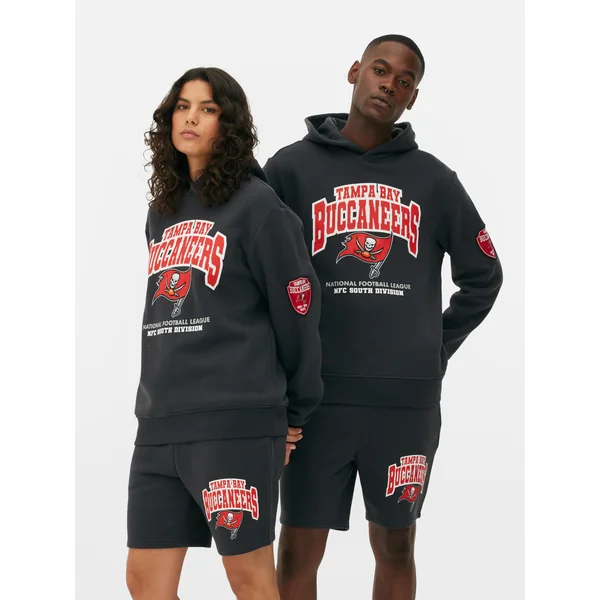 NFL Tampa Bay Buccaneers Graphic Hoodie - Black