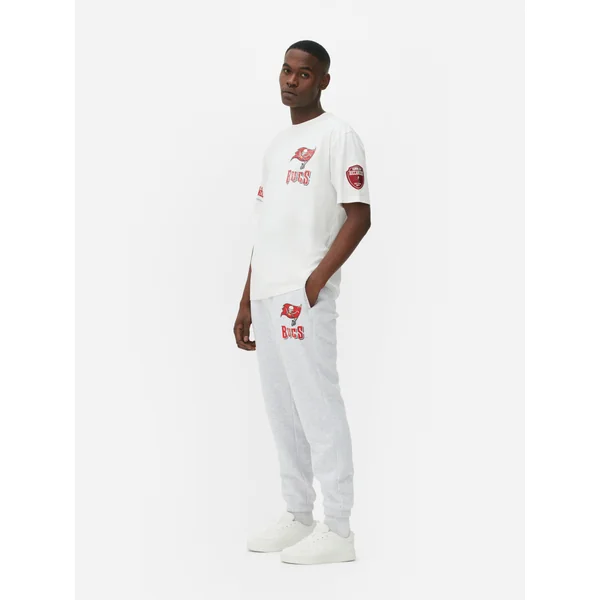 NFL Tampa Bay Buccaneers Printed T-Shirt - White