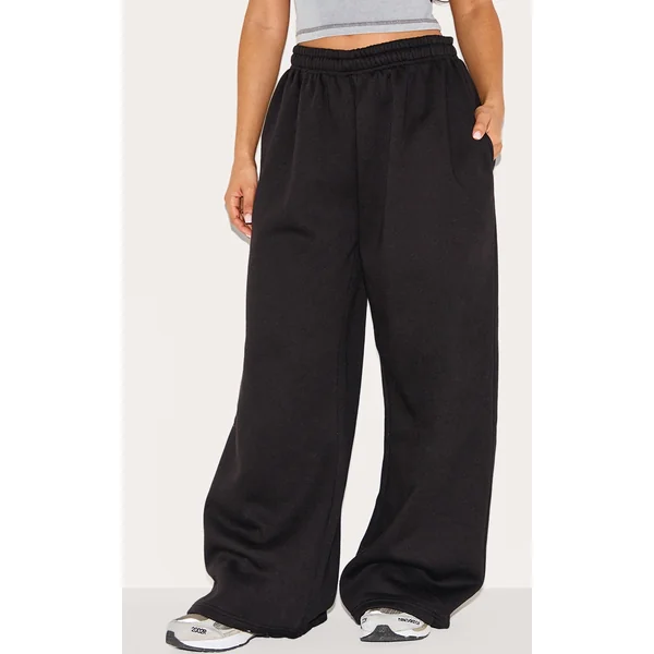 Petite Black Super Wide Leg Elasticated Waist Sweatpants