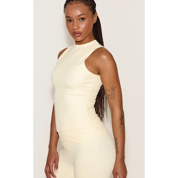 Petite Butter Cream Sculpt Sleeveless Longline Gym Top