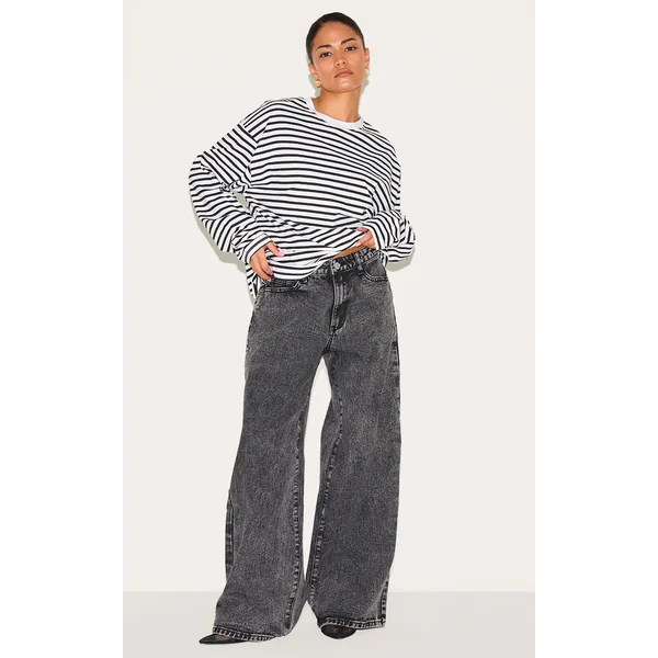 Petite Grey Washed Wide Leg Jeans