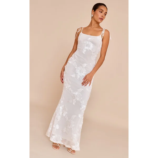 Petite White Flower Detail Maxi Dress