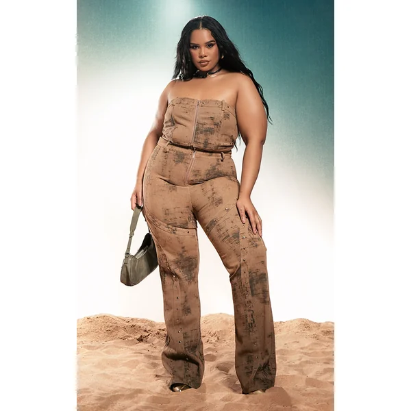 Plus Brown Acid Wash Studded Detail Flare Jeans