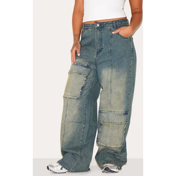 Plus Vintage Mid Wash Oversized Cargo Pocket Detail Wide Leg Jeans