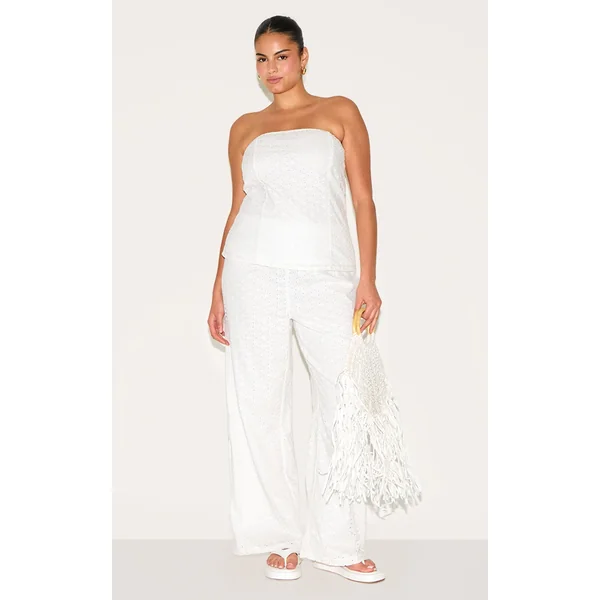 Plus White Embroidered Linen Mid Rise Pants