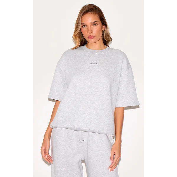PRETTYLITTLETHING Ash Grey Badge Detail Oversized Short Sleeve Sweatshirt